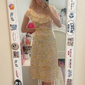 ditsy vintage inspired floral maxi dress